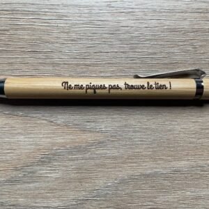Stylo en bois personnalisé avec gravure fine