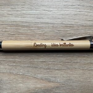 Stylo en bois personnalisé avec gravure fine
