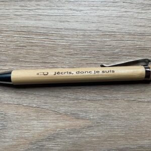 Stylo en bois personnalisé avec gravure fine