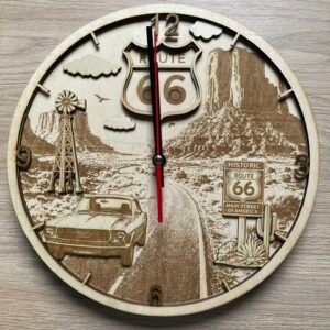 Horloge murale en bois gravé motif Route 66 artisanale